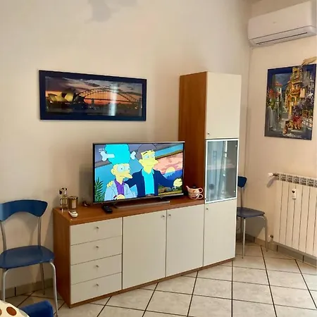 Casa Mara, Borgio Verezzi, 50 M Dal Mare In Pieno Centro Апартаменты