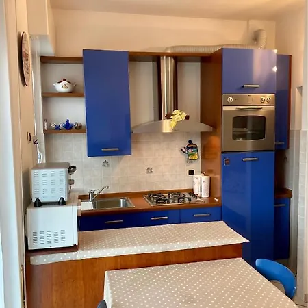 Casa Mara, Borgio Verezzi, 50 M Dal Mare In Pieno Centro Борджо-Верецци
